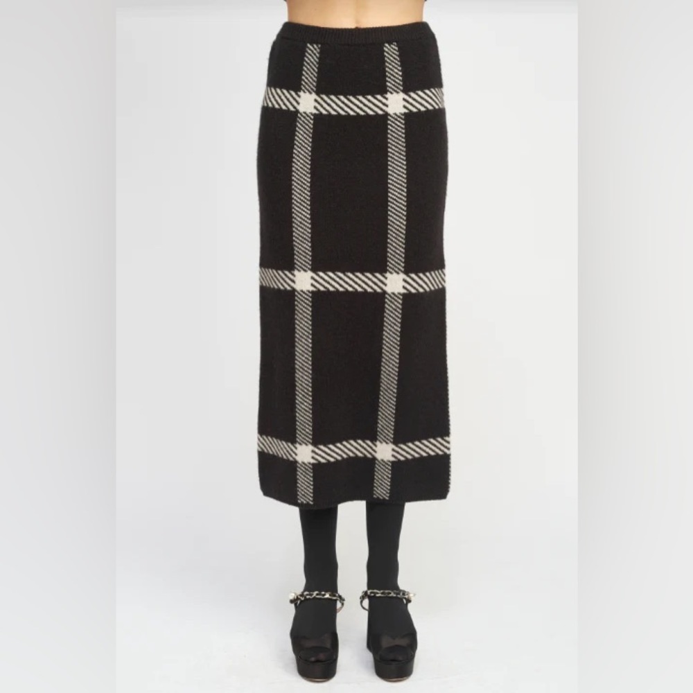 En Saison Callaham Midi Sweater Skirt in Black Oyster - Picture 1 of 5